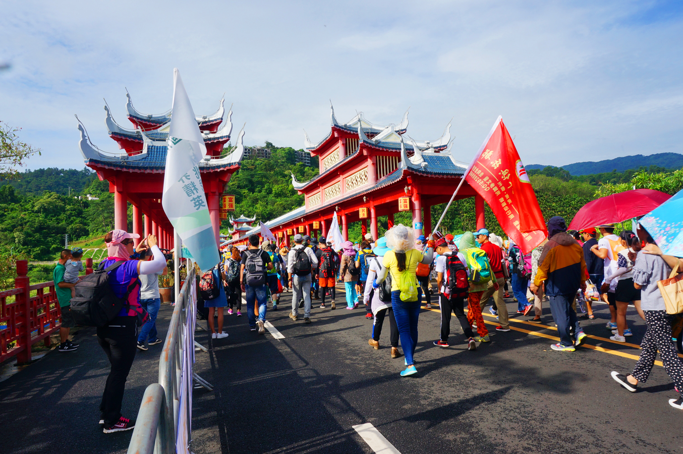 琼中迎来暑假旅游高峰-琼中黎族苗族自治县人民政府